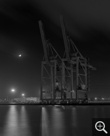 Alain CECCAROLI, Les Formes de l’ordinaire - 1/5, 2019-2021, Tirage argentique noir et blanc sur papier, 55 x 45 cm. Le Havre - musée d’art moderne André Malraux - achat de la Ville du Havre avec l’aide du FRAM. ©MuMa Le Havre / Alain Ceccaroli