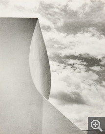 François TUEFFERD, Etrave de Normandie, 1936, épreuve gélatino-argentique - tirage de 1985, 34 x 26,7 cm. Musée d'art de Nantes © photo C. Clos