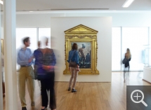 Vue partielle de l'exposition « Pierre et Gilles. Clair-obscur ». © MuMa Le Havre / Claire Palué